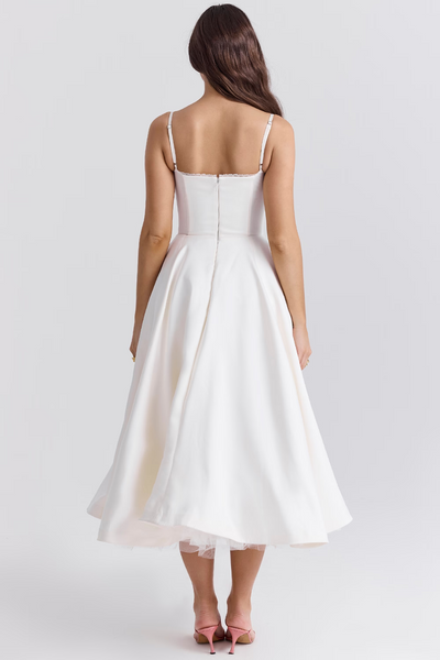 Lieselotte | Tailliertes Spaghetti-Kleid