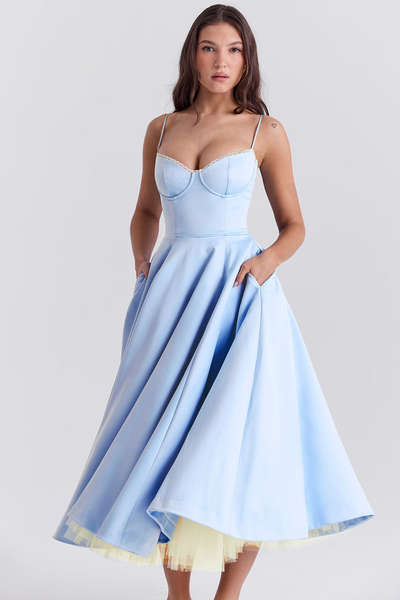 Lieselotte | Tailliertes Spaghetti-Kleid