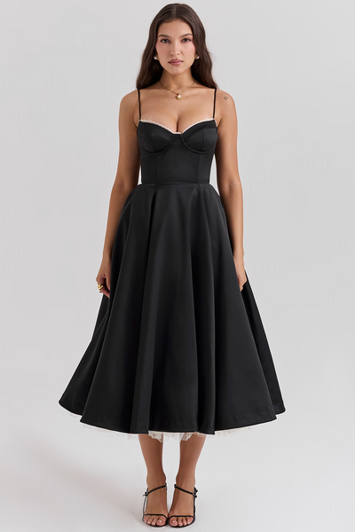 Lieselotte | Tailliertes Spaghetti-Kleid