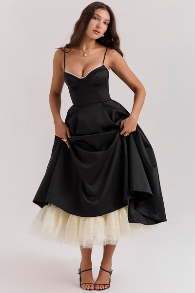 Lieselotte | Tailliertes Spaghetti-Kleid