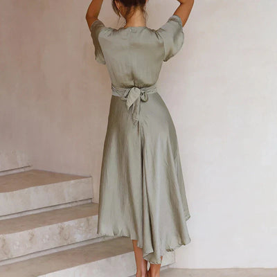 Thekla | Elegantes Satinkleid