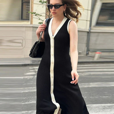 Ines | Ärmelloses V-Ausschnitt-Kleid